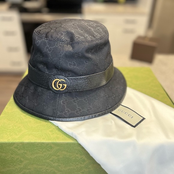 Gucci Bucket Hat - Picture 4 of 6